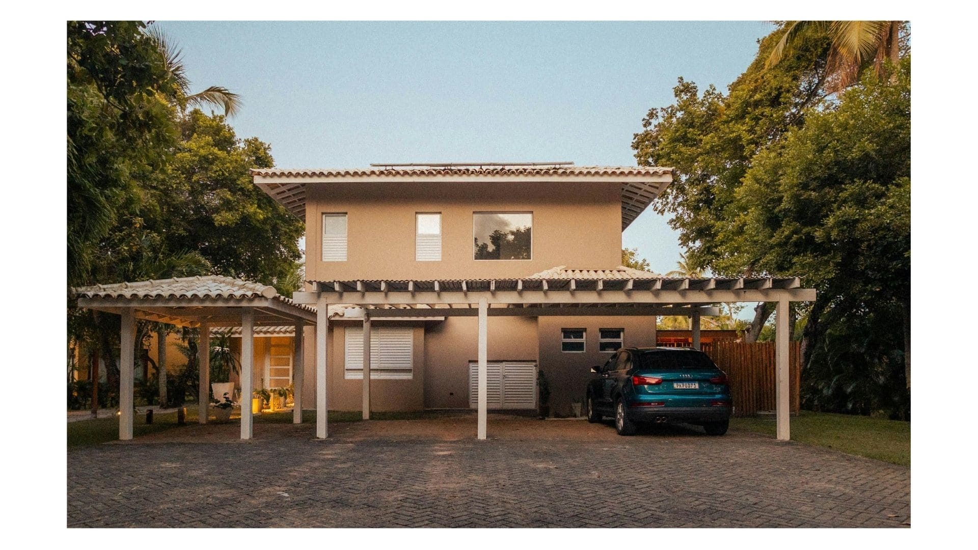 カーポートで後悔する人の共通点と失敗回避のコツ